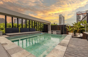 Modern Luxury Home Perfect for Couples and Families